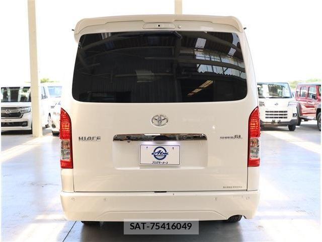 Toyota HIACE VAN 2023-11 8338241-22