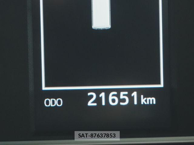 Toyota HIACE VAN 2022-03 8338235-13