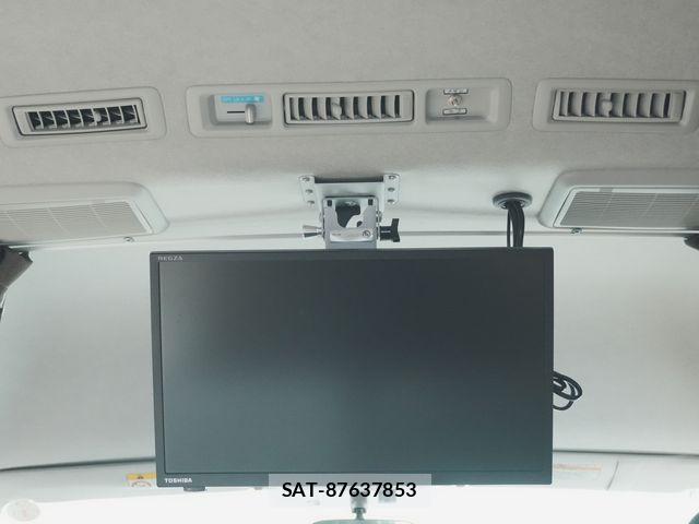 Toyota HIACE VAN 2022-03 8338235-16