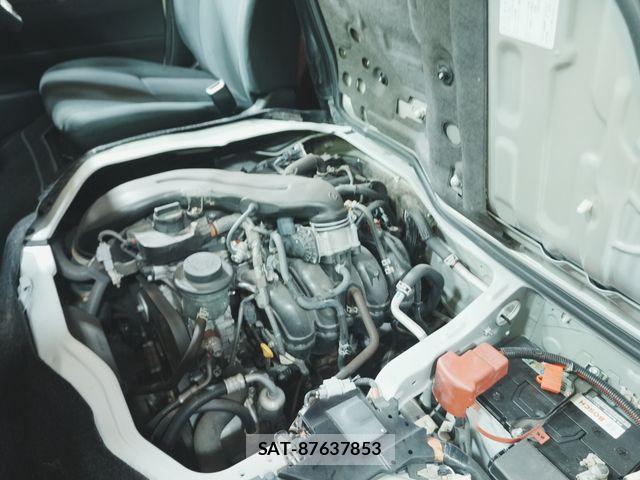 Toyota HIACE VAN 2022-03 8338235-20