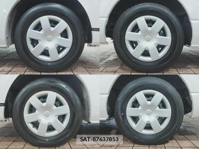 Toyota HIACE VAN 2022-03 8338235-4