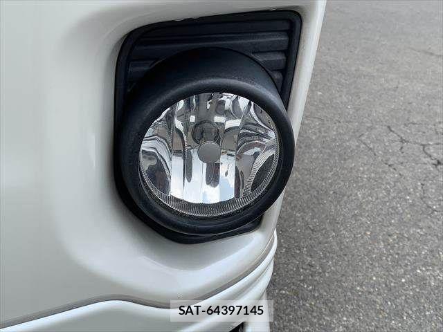 Toyota HIACE VAN 2018-01 8337938-24