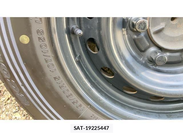 Toyota HIACE VAN 2016-01 8338251-9