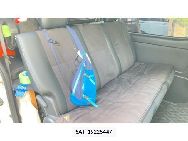 Toyota HIACE VAN 2016-01 8338251-13
