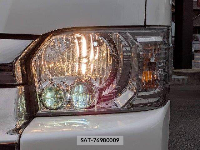 Toyota HIACE VAN 2020-03 8338244-12