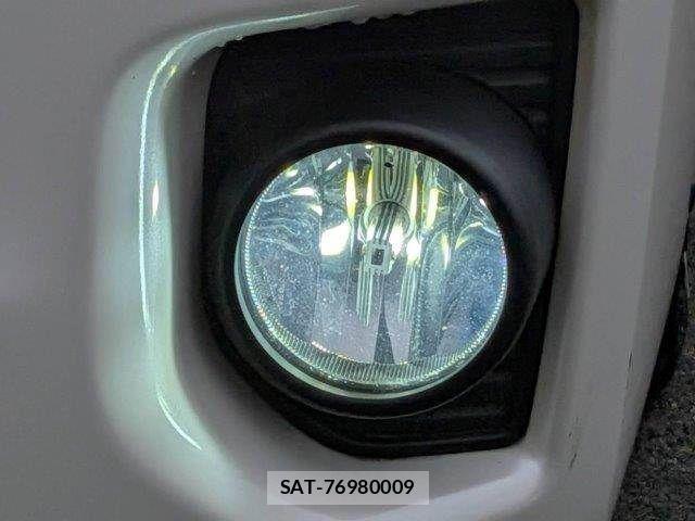 Toyota HIACE VAN 2020-03 8338244-13