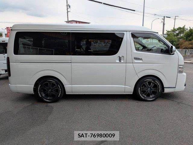 Toyota HIACE VAN 2020-03 8338244-17