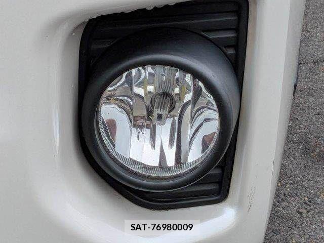 Toyota HIACE VAN 2020-03 8338244-24