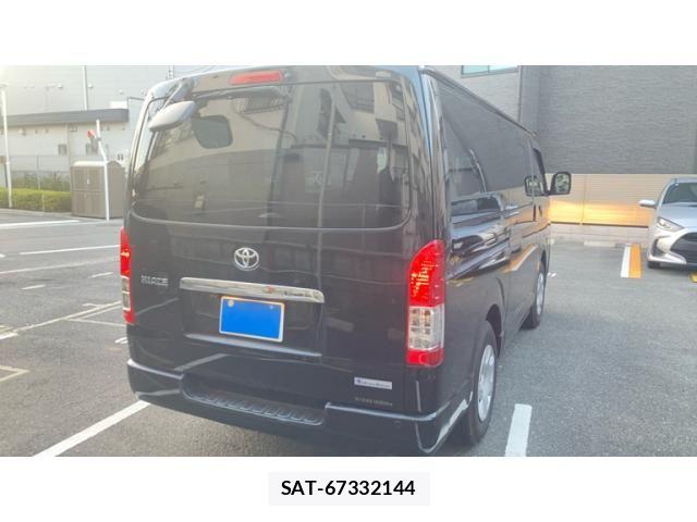 Toyota HIACE VAN 2021-12 8338249-3