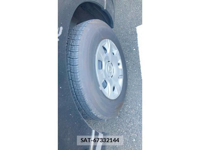 Toyota HIACE VAN 2021-12 8338249-4