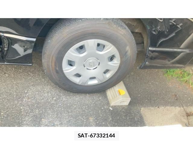 Toyota HIACE VAN 2021-12 8338249-6