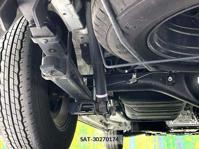 Toyota HIACE VAN 2022-06 8338237-18