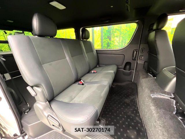 Toyota HIACE VAN 2022-06 8338237-7