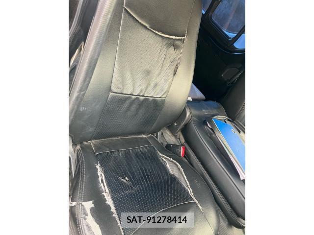 Toyota HIACE VAN 2014-10 8338256-12
