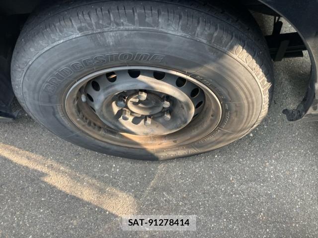 Toyota HIACE VAN 2014-10 8338256-8