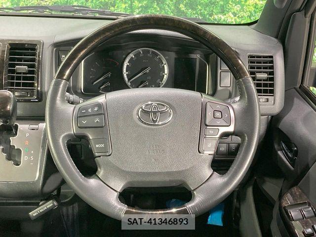 Toyota HIACE VAN 2021-11 8338239-10