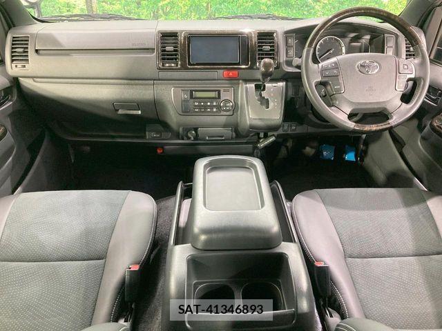Toyota HIACE VAN 2021-11 8338239-1