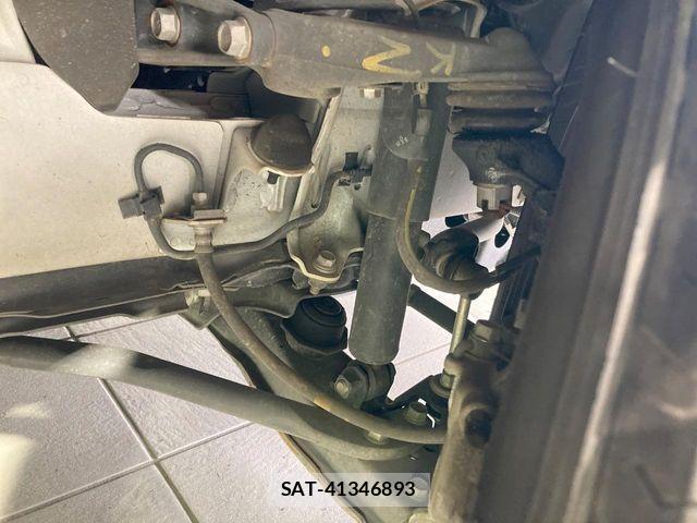 Toyota HIACE VAN 2021-11 8338239-19