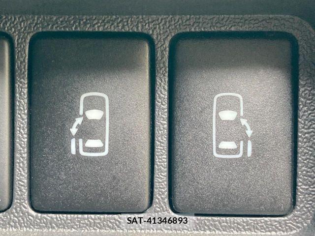 Toyota HIACE VAN 2021-11 8338239-6