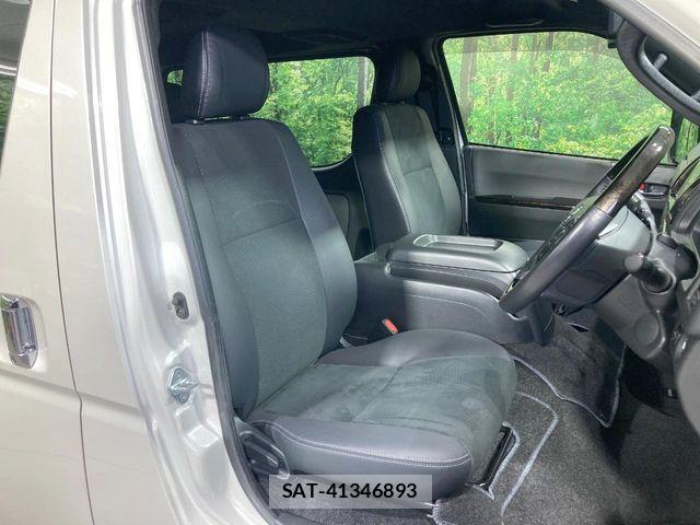 Toyota HIACE VAN 2021-11 8338239-7