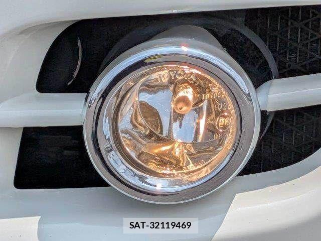 Toyota HIACE VAN 2010-02 8338255-11