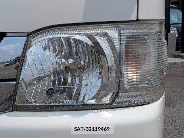Toyota HIACE VAN 2010-02 8338255-20