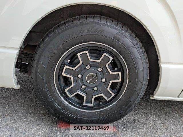 Toyota HIACE VAN 2010-02 8338255-26