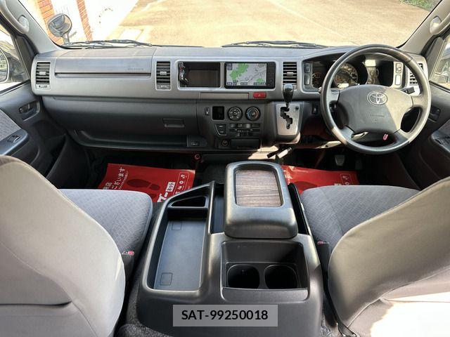 Toyota HIACE VAN 2000-05 8338253-18