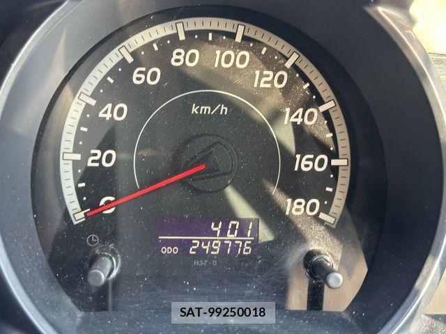 Toyota HIACE VAN 2000-05 8338253-19