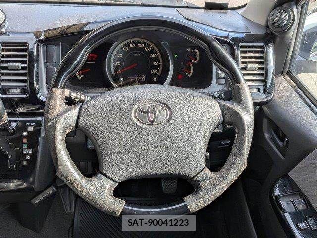 Toyota HIACE VAN 2009-11 8338254-9