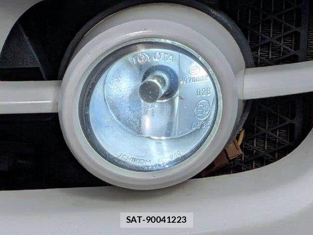 Toyota HIACE VAN 2009-11 8338254-11