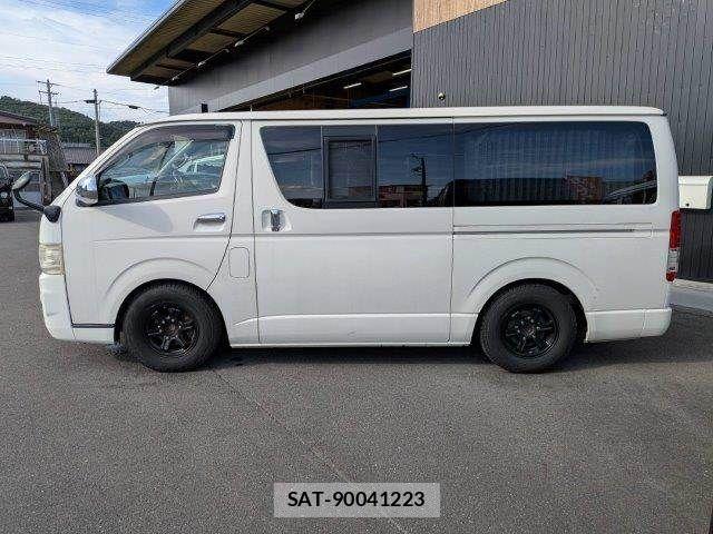 Toyota HIACE VAN 2009-11 8338254-19