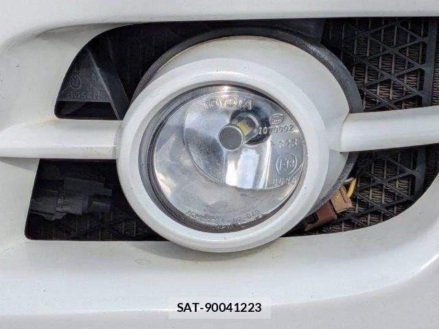 Toyota HIACE VAN 2009-11 8338254-22