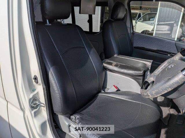 Toyota HIACE VAN 2009-11 8338254-6