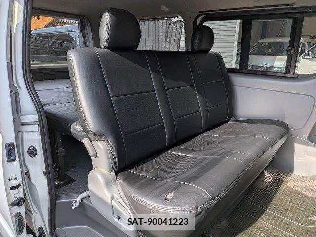 Toyota HIACE VAN 2009-11 8338254-7
