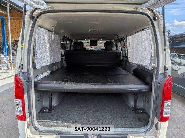 Toyota HIACE VAN 2009-11 8338254-8