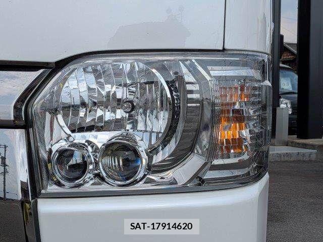Toyota HIACE VAN 2021-03 8338246-22