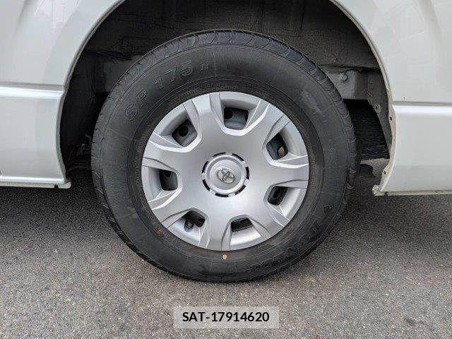 Toyota HIACE VAN 2021-03 8338246-29