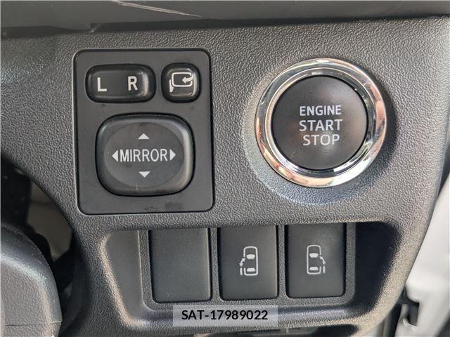 Toyota HIACE VAN 2018-03 8338248-14