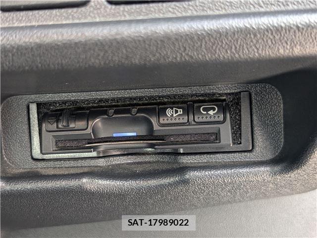 Toyota HIACE VAN 2018-03 8338248-20