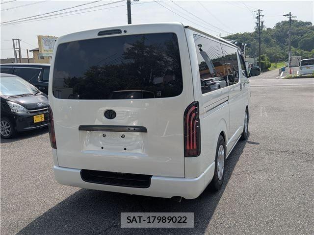 Toyota HIACE VAN 2018-03 8338248-5