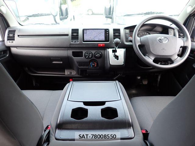 Toyota HIACE VAN 2016-10 8338245-10