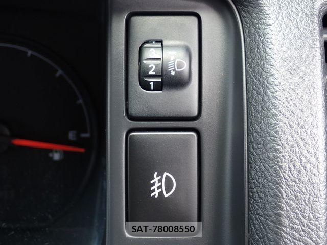 Toyota HIACE VAN 2016-10 8338245-16