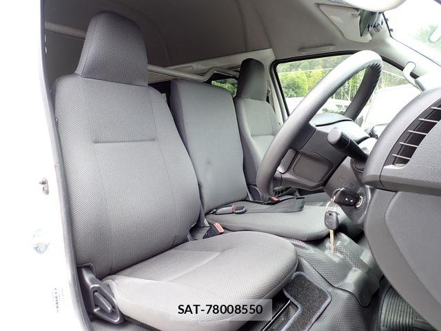 Toyota HIACE VAN 2016-10 8338245-21