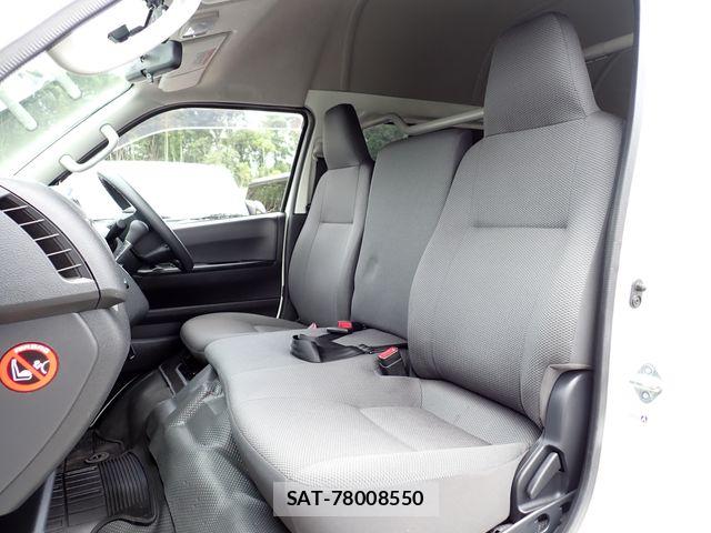 Toyota HIACE VAN 2016-10 8338245-22