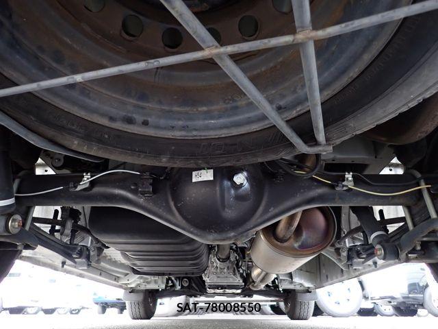 Toyota HIACE VAN 2016-10 8338245-28