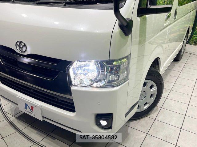 Toyota HIACE VAN 2025-07 8338234-11