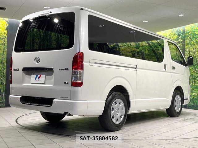 Toyota HIACE VAN 2025-07 8338234-16