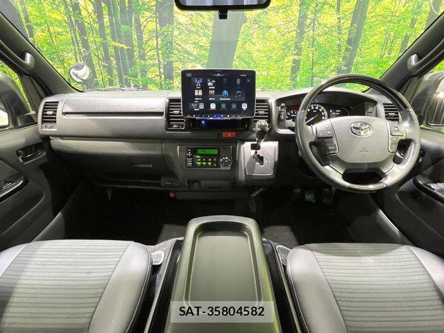 Toyota HIACE VAN 2025-07 8338234-1