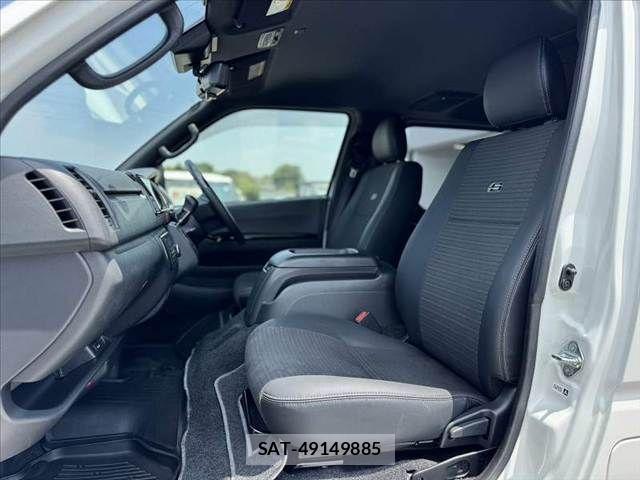 Toyota HIACE VAN 2025-09 8338238-16